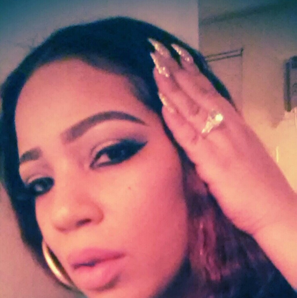 Meet your Posher, Bella