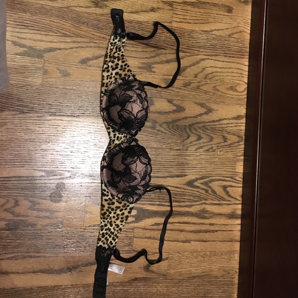 VS Balconette Push-up Bra - Picture 3 of 4