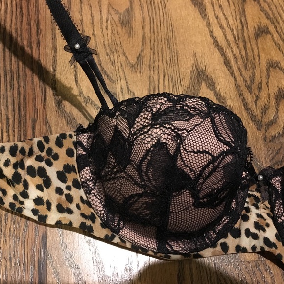 VS Balconette Push-up Bra - Picture 4 of 4