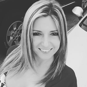 Meet your Posher, Anikó