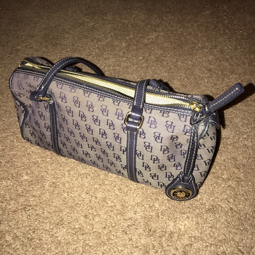 Dooney and Bourke shoulder tote