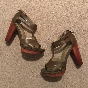 Seychelles Olive Platform Sandal