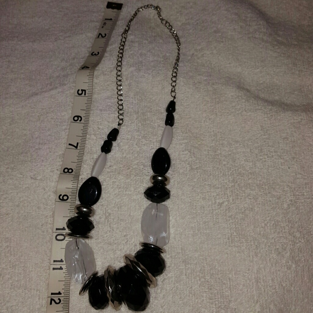 Black and white necklace and earrings
