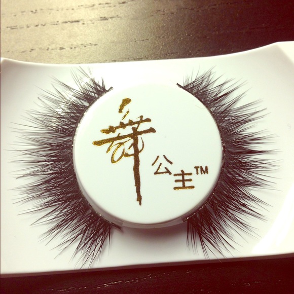 🎁 FREE with purchase! - Picture 5 of 5