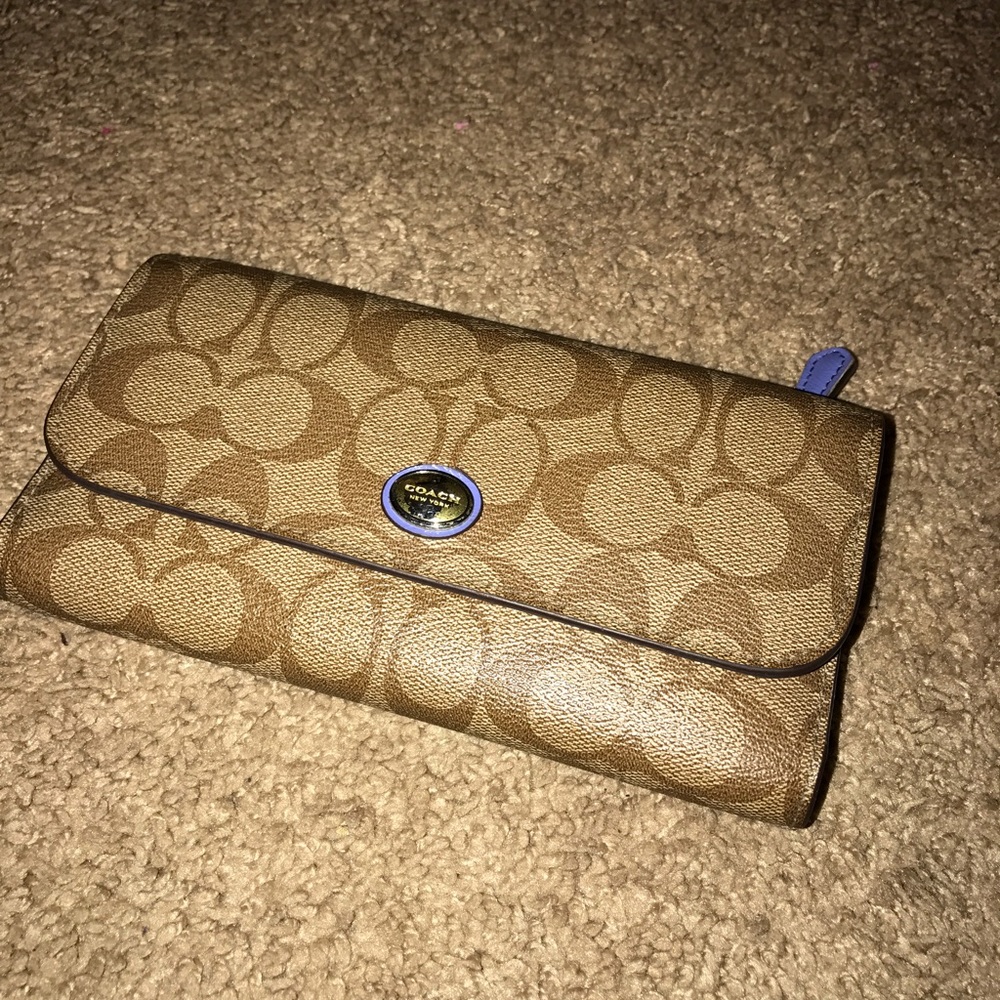 Coach wallet
