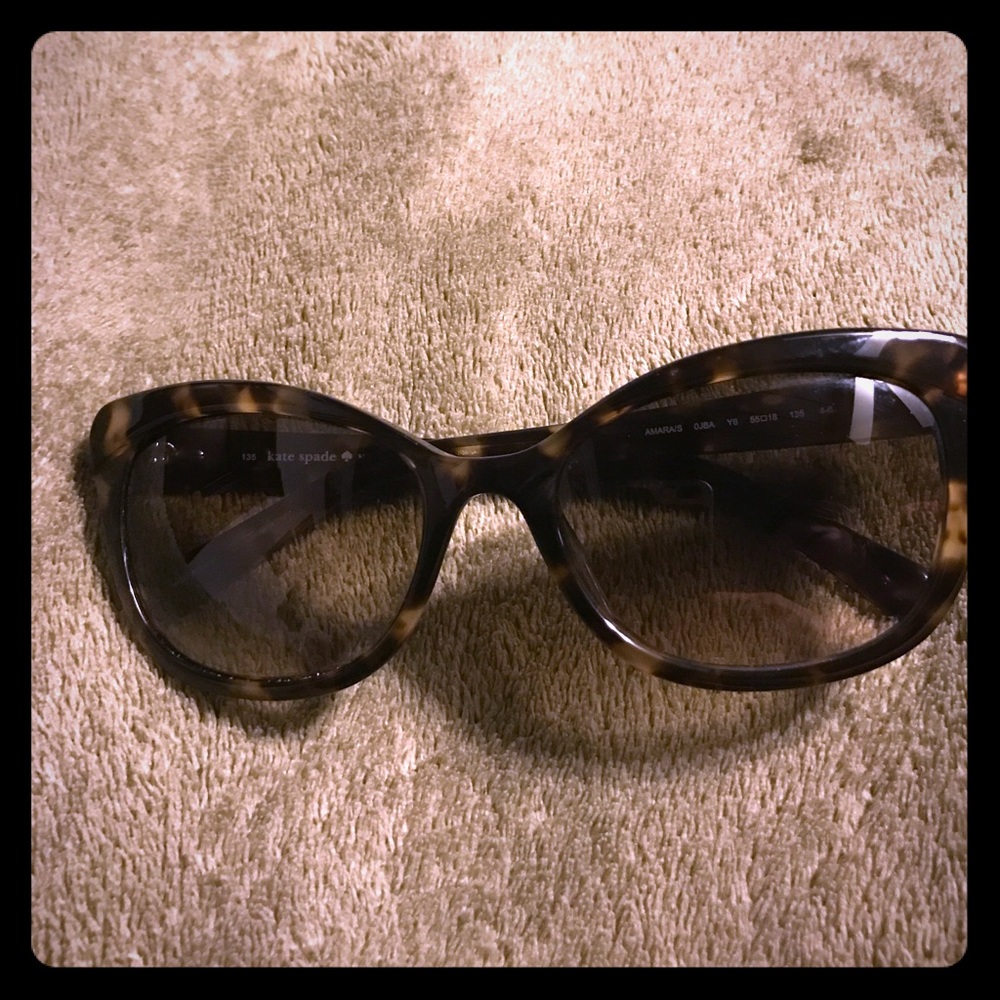 Kate Spade New York Amara sunglasses!!!