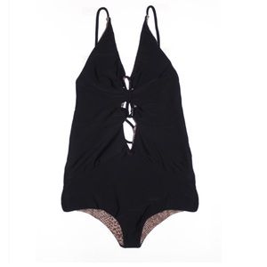 Lucky Honey x Acacia Kokomo in Storm