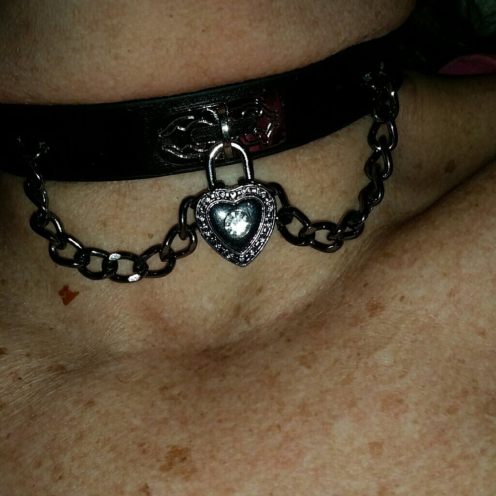 New Boutique BLACK CHOKER - Picture 2 of 4