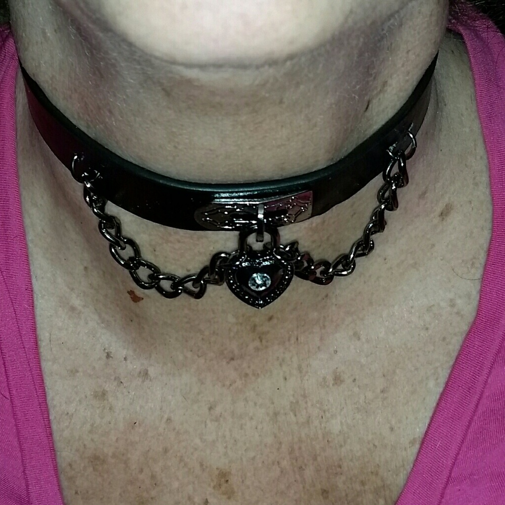 New Boutique BLACK CHOKER - Picture 3 of 4
