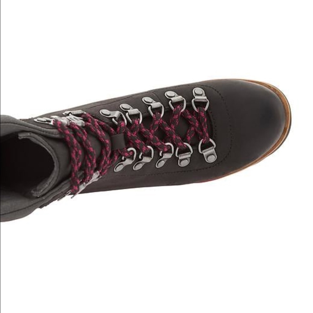 Conquest Wedge by Sorel - Picture 3 of 4