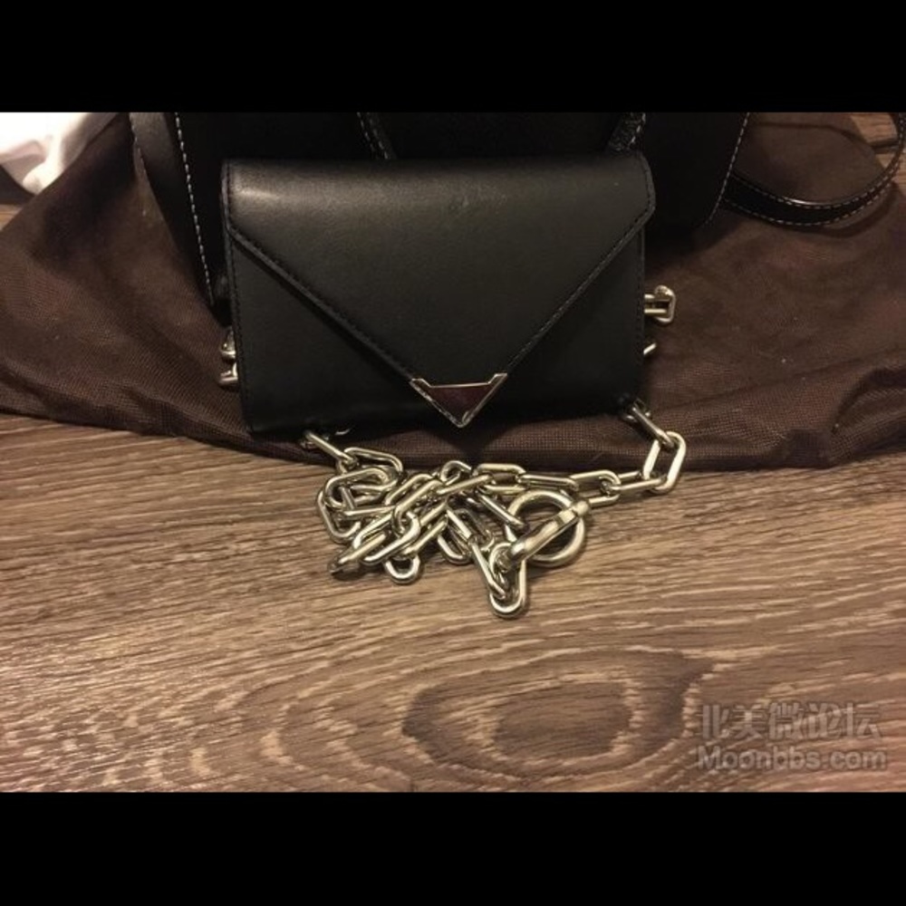 Alexander  Wang Chian Wallet