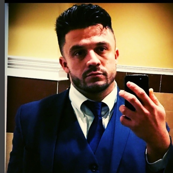 Meet your Posher, Anthony - Picture 3 of 4