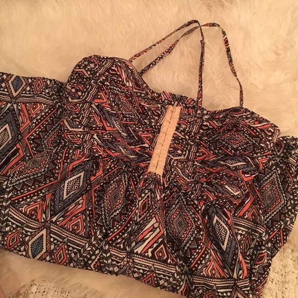 Billabong Dresses & Skirts - Billabong boho crossback dress