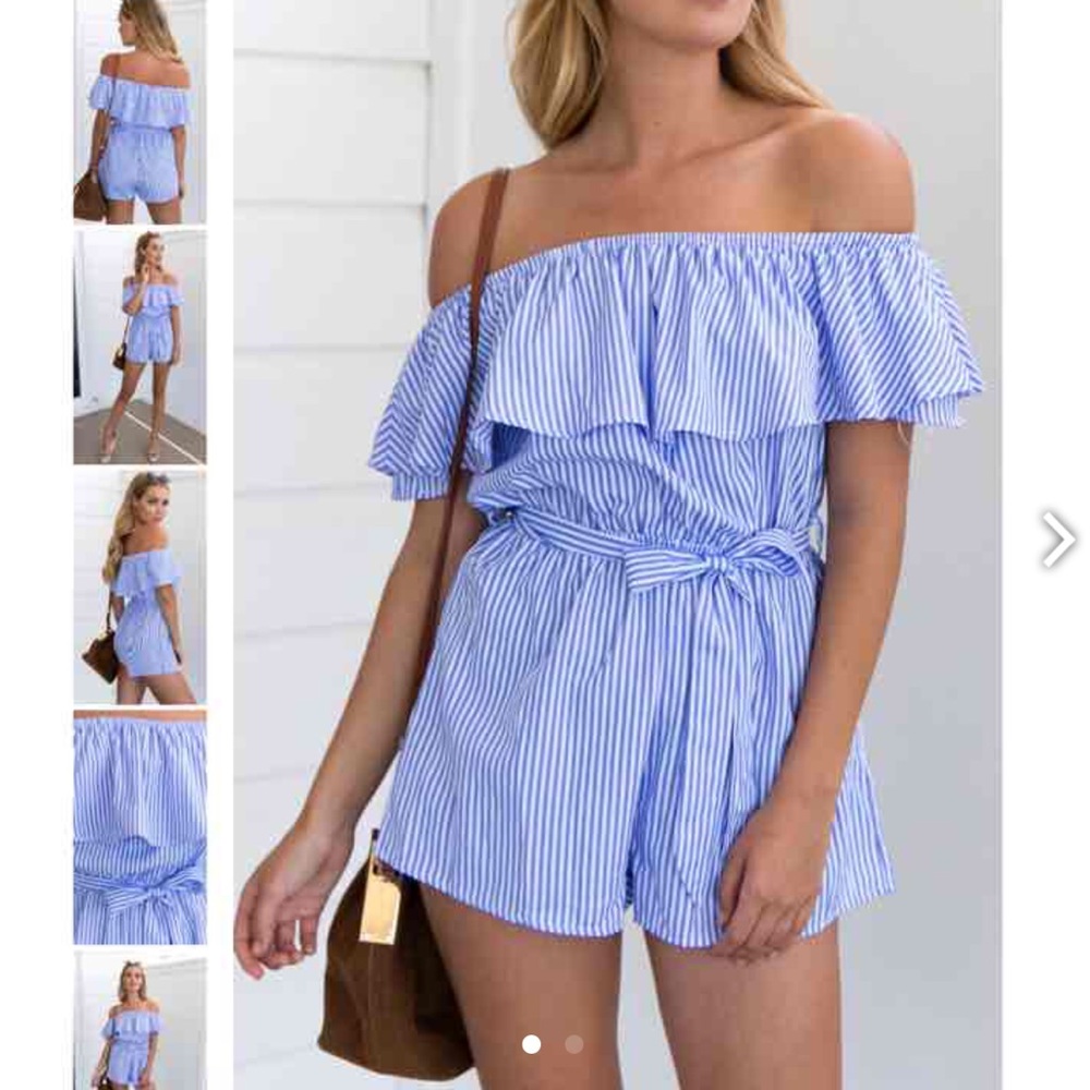 NWT seersucker playsuit!