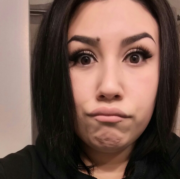 Meet your Posher, Maria - Picture 1 of 1