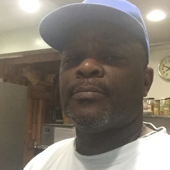 Meet your Posher, Carl - Picture 3 of 3