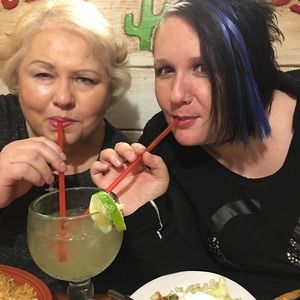 Meet your Posher, Carole