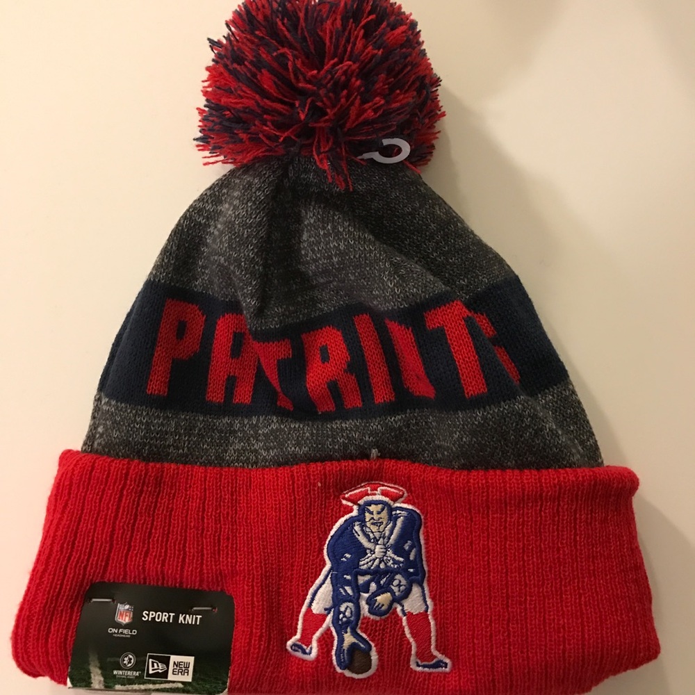 NEW WITH TAGS: Patriots winter hat