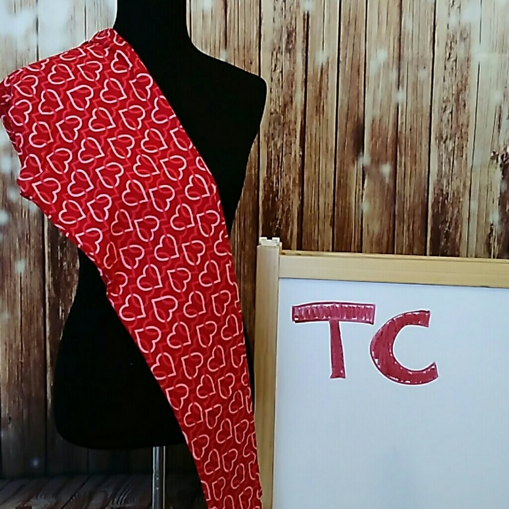 TC LuLaRoe Valentine's leggings