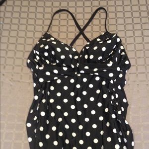 Liz Lange for Target maternity swim top size L