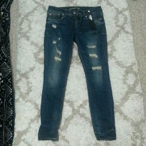 🎉SALE 2 DAYS ONLY Express NWT distressed jeans