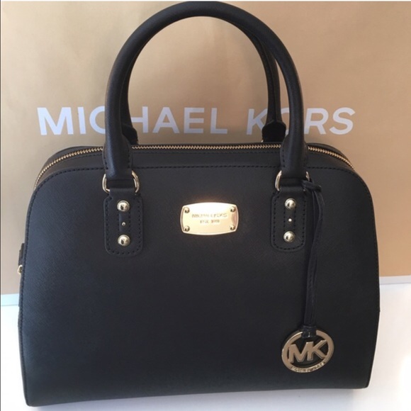 Michael Kors Handbags - 🌟MICHAEL KORS LARGE SHOULDER/CROSSBODY 💯AUTH