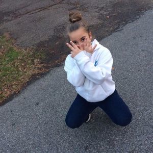 Meet your Posher, Haley