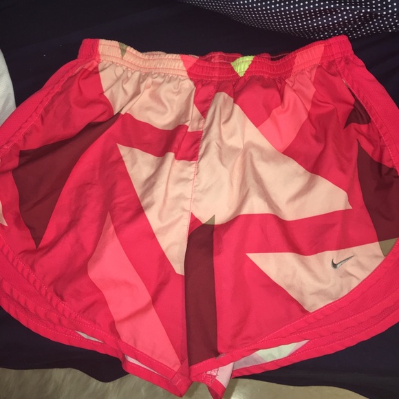 Women's Nike Running Shorts - Picture 1 of 4