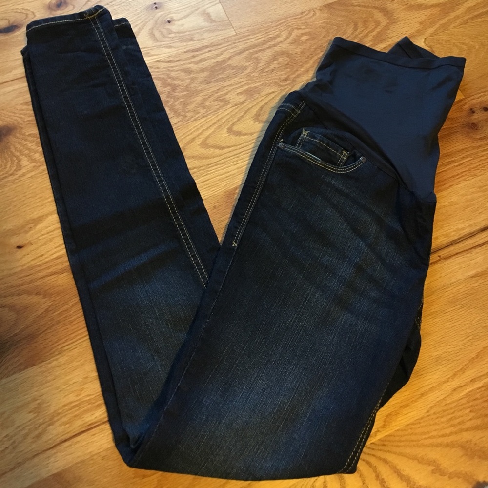 Dark wash skinny maternity jeans