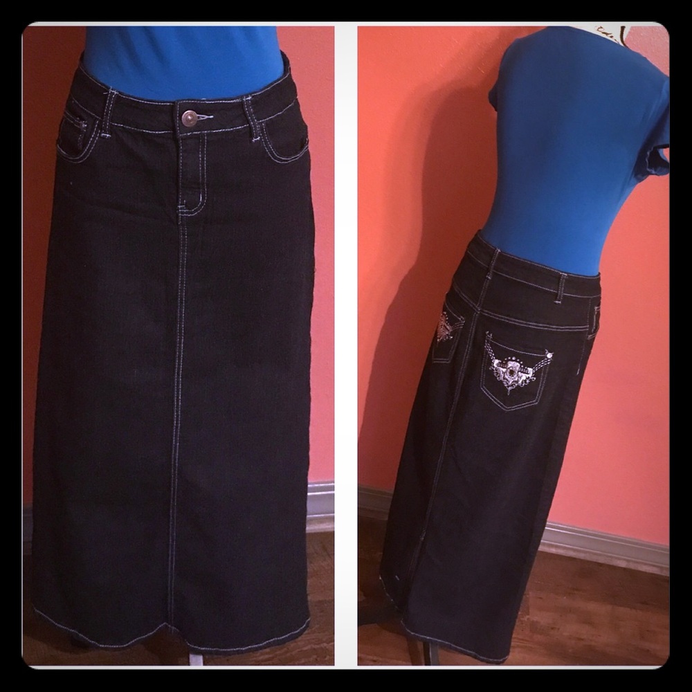 Denim skirt