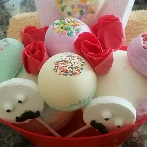Tub-o-Luv Bath Bomb