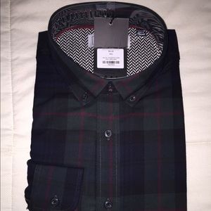 Brand new men's plaid long sleeve shirt