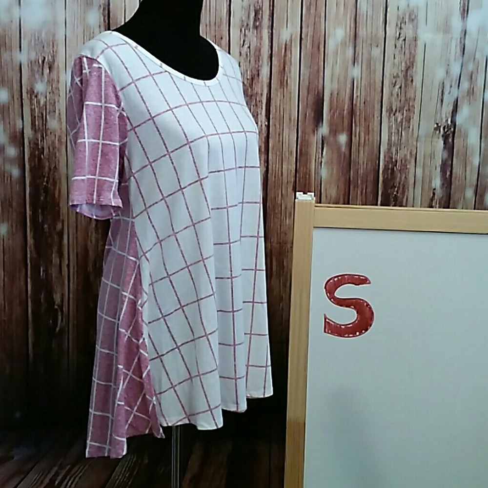 LuLaRoe Perfect T size Small