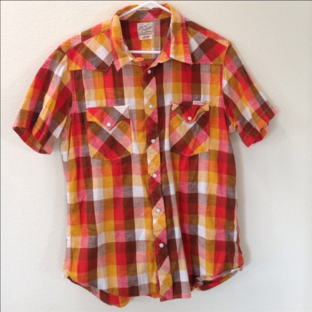 Lucky Brand 2 pocket short sleeve pearl snap shirt