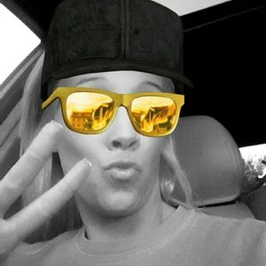 Meet your Posher, Erin