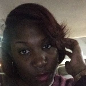 Meet your Posher, Reneka