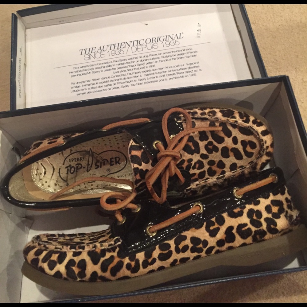 Leopard print sperry topsiders