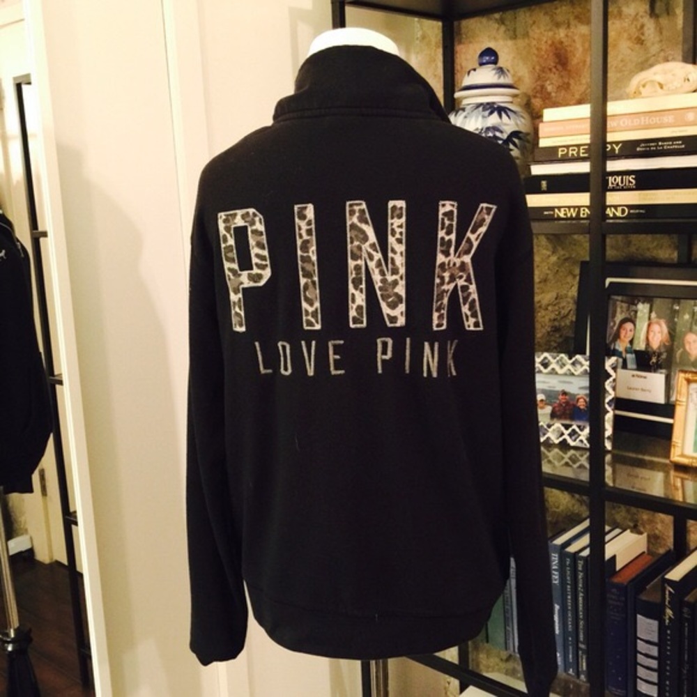Women's black leopard quarter zip. HTF!!!!