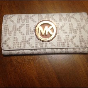 Michael Kors wallet