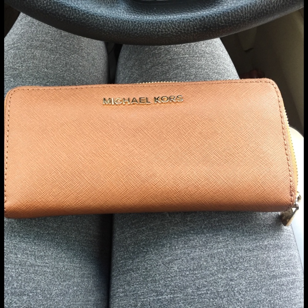 Michael Kors wallet