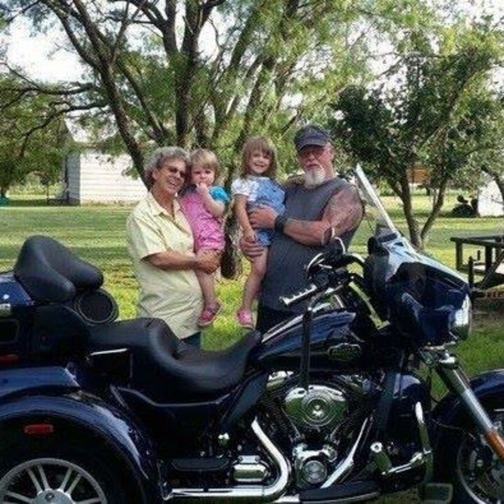 Meet your Posher, Peg