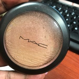 Mac bronzer