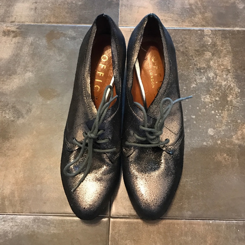 Pewter Vintage kitten heels