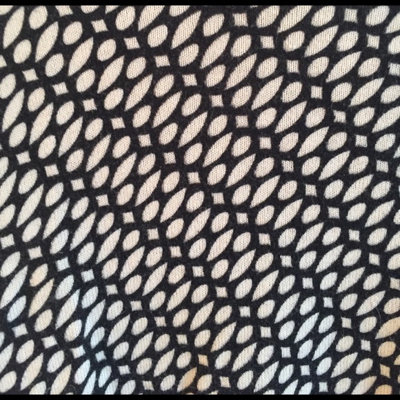 Black and White Cardigan - Picture 4 of 4