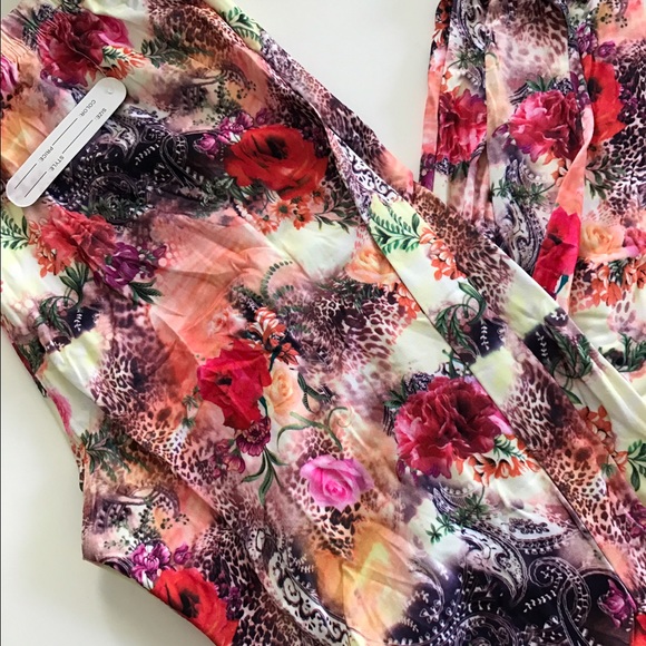 SOLD OUT - Picture 2 of 5