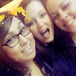 Meet your Posher, Desiree