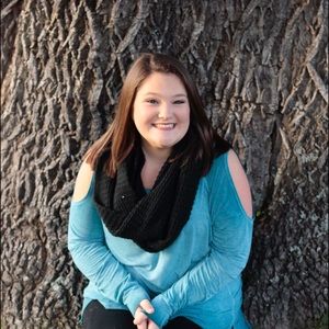 Meet your Posher, Leah