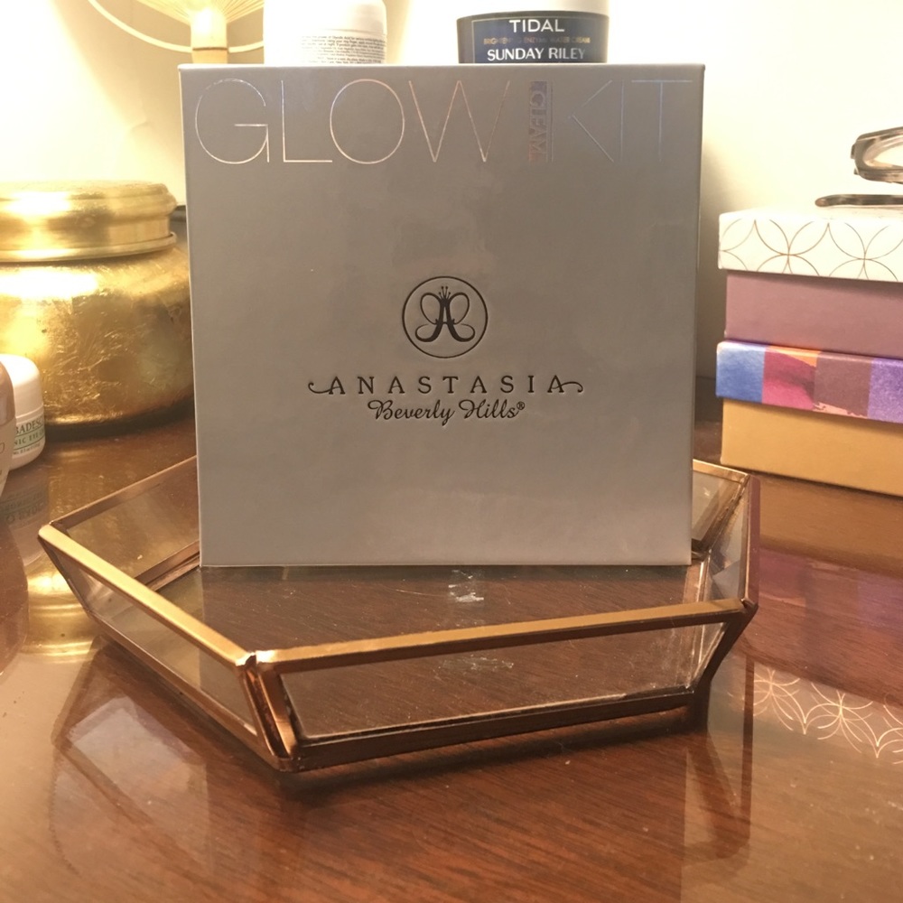 Anastasia Beverly Hills Glow Kit