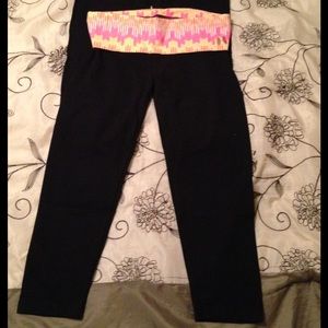 VS Yoga Capris