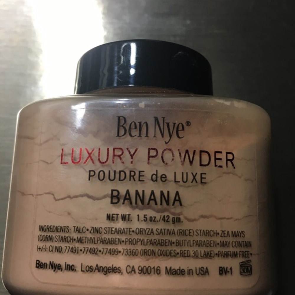 Ben Nye Banana powder